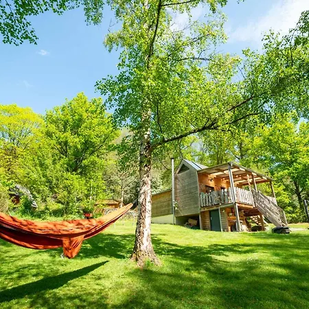 Hébergement de vacances Bord De Rivière, 7500 M2 De Nature