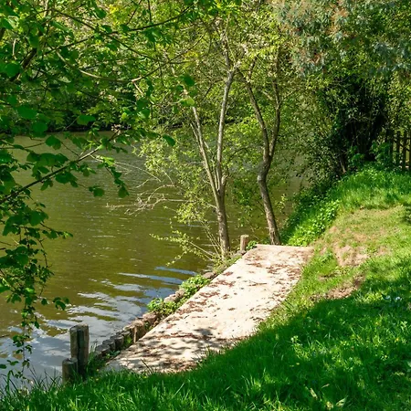 Bord De Riviere, 7500 M2 De Nature Villiers-Charlemagne