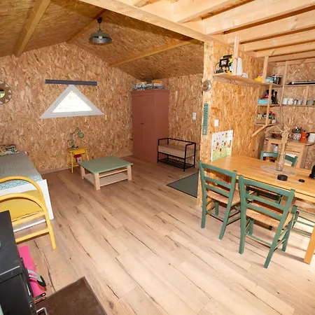 Hébergement de vacances Bord De Rivière, 7500 M2 De Nature
